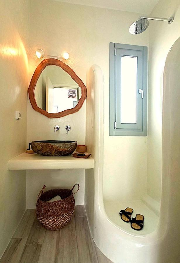 Beach Apartment Thalia With Hot Tub And Sea View Agios Prokopios  Esterno foto