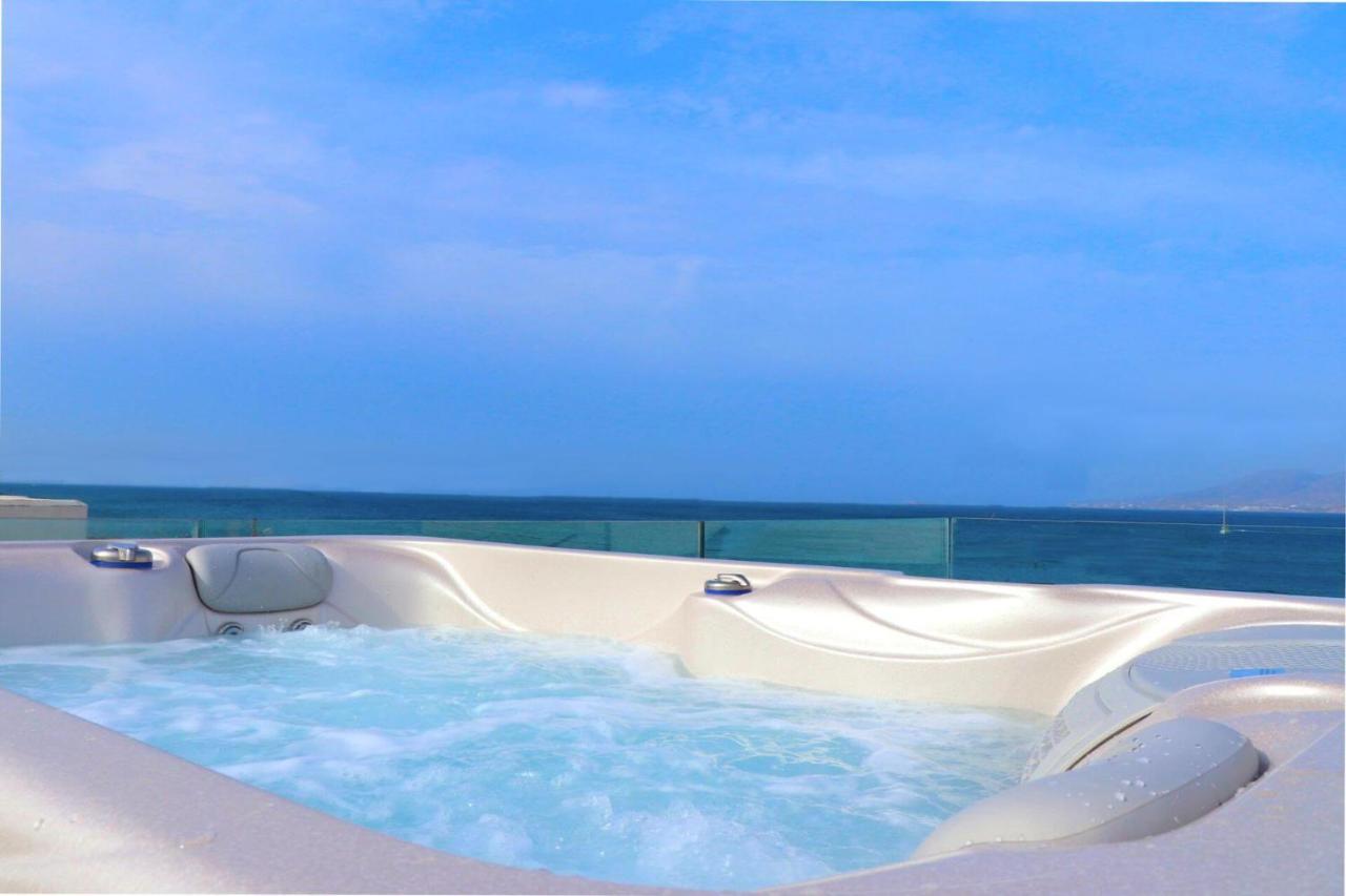 Beach Apartment Thalia With Hot Tub And Sea View Agios Prokopios  Esterno foto