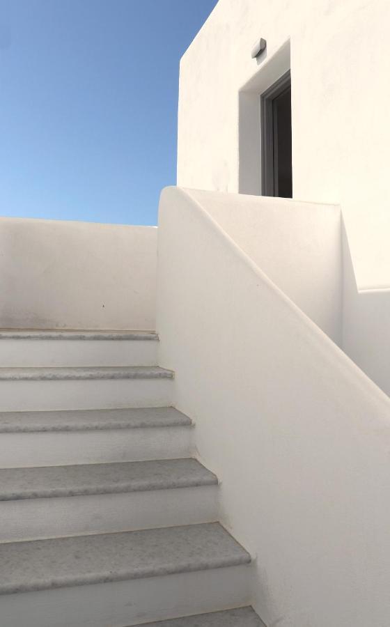 Beach Apartment Thalia With Hot Tub And Sea View Agios Prokopios  Esterno foto